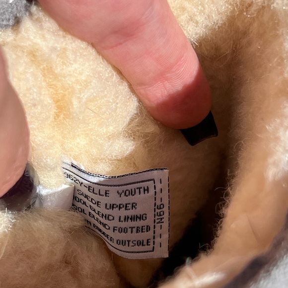 Girls Bearpaw Elle boots sz 5 - Picture 3 of 5